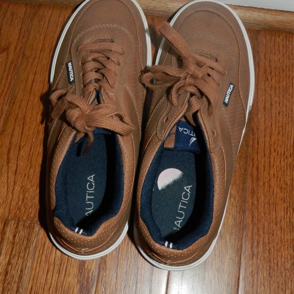 Nautica Boys's Brown Sneakers